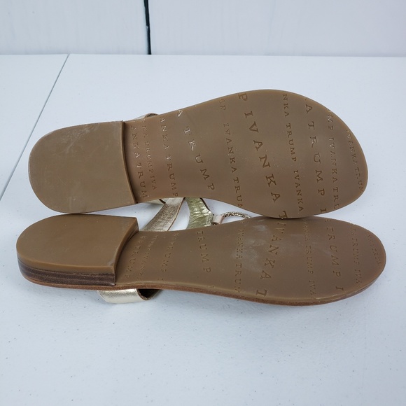 *SOLD*  Ivanka Trump Jeweled Thong Sandals 7.5 - Picture 6 of 8